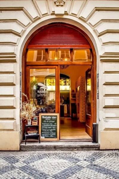 Bistro Sushi Sushi Klimentská Praha | Apetee