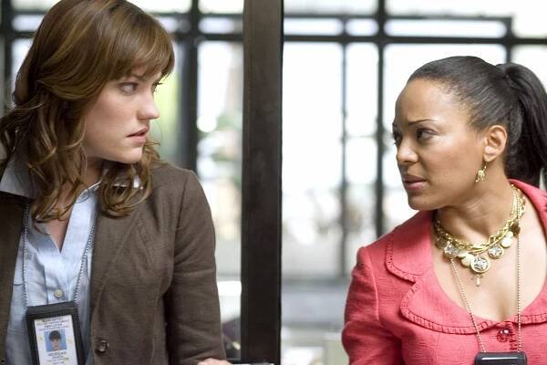 Dexter - Pomocná ruka - Z filmu - Jennifer Carpenter, Luna Lauren Velez