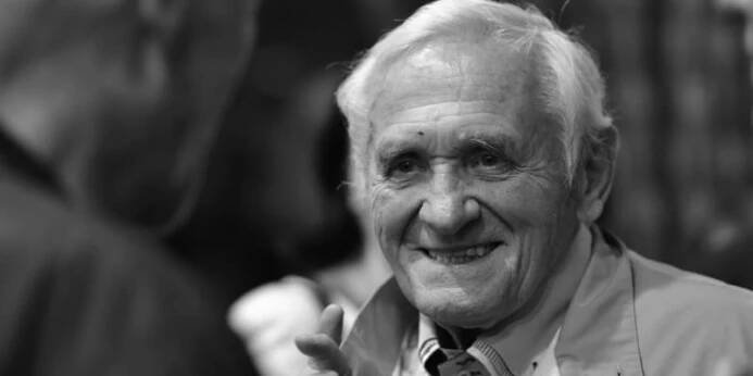 Zemřel literární historik a tatínek Vojty Dyka Radko Pytlík - CNN Prima NEWS