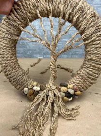DIY Tree Of Life Wreath - The Shabby Tree Crafts, Rope Wreath Diy, Diy Wreath, Wire Wreath Forms, Wire Wreath, Door Wreaths Diy, Wreath Crafts, Diy Tree, Rope Crafts