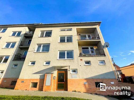 Pronájem bytu 1+1 v Ivančicích, 9 500 Kč/měs