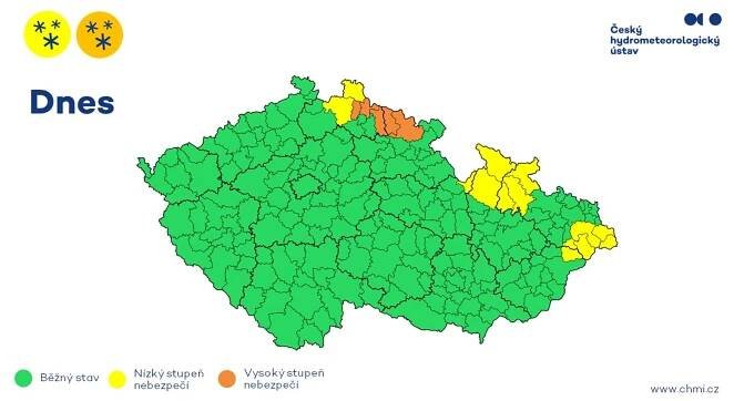 Jizerky pod sněhem. Do pátku může napadnout dalších 25 cm, hrozí problémy