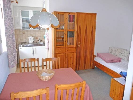 Apartments / Englisch | Haus Karl