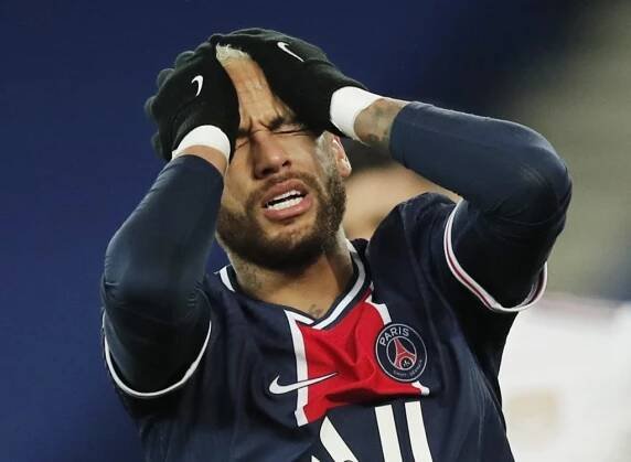 Neymar zvažuje odchod z Paris Saint-Germain. Zájem o něj mají kluby z Anglie a Španělska