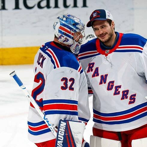 Why are Igor Shesterkin and Jonathan Quick the best goaltending duo in the league?