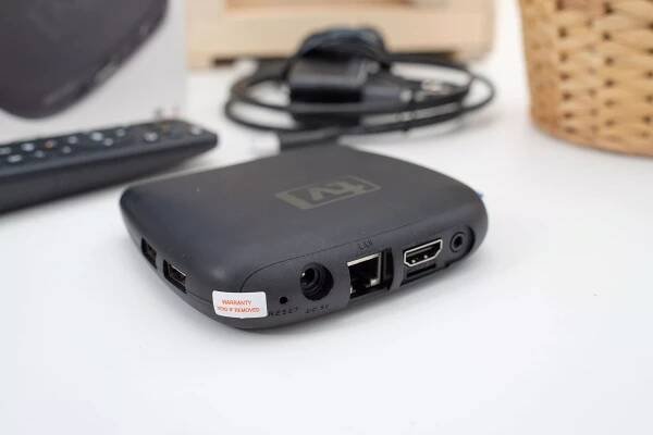 set top box sledovanitv konektory