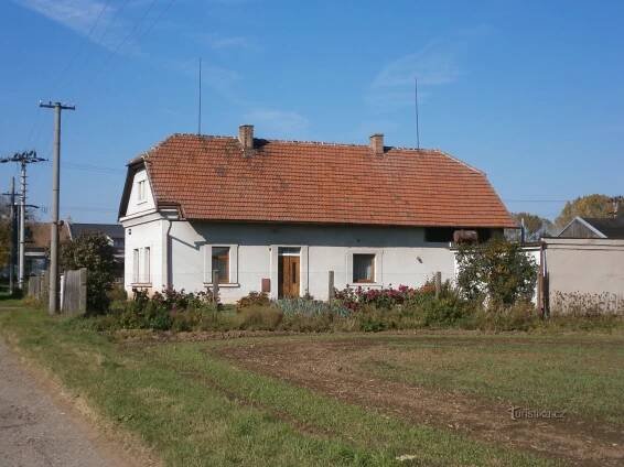 U Studánky čp. 326 (Hradec Králové)