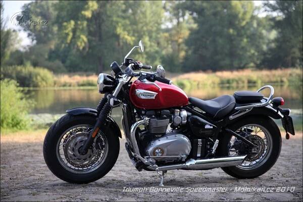 Triumph Bonneville Speedmaster | Katalog motocyklů a motokatalog na Motorkáři.cz