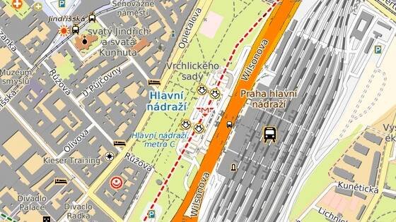 Žena přijela do Prahy hledat práci, čtyři mladíci ji znásilnili - iDNES.cz