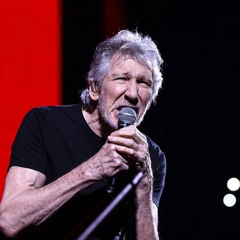 Roger Waters dresses as Nazi SS officer and projects Anne Frank’s name onto stage during gigs in Germany