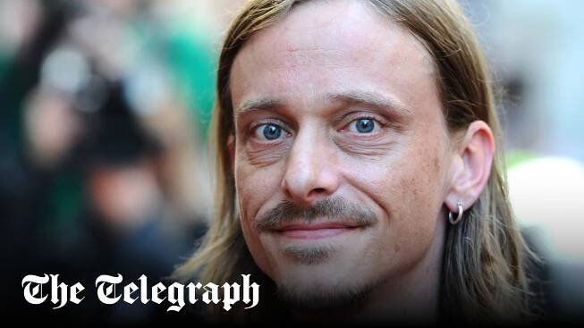 Mackenzie Crook: How I tamed a robin
