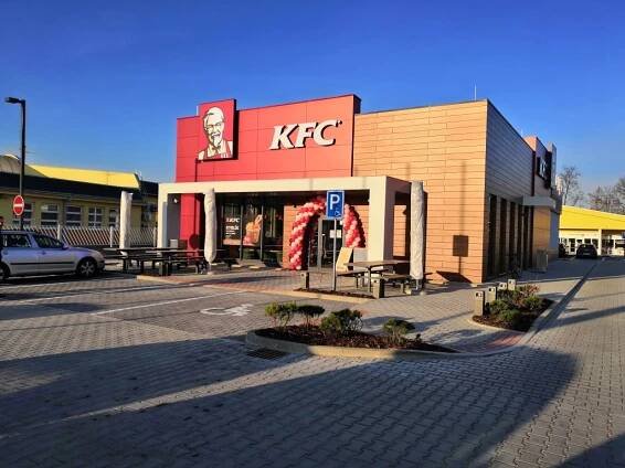 V nové soutěži KFC můžou zákazníci vyhrát party za milion - mistoprodeje.cz