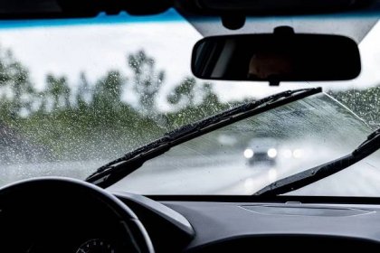 How to Change Your Windshield Wipers