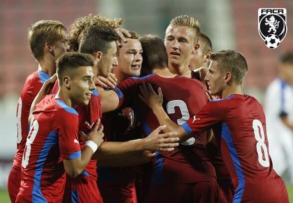 Přátelská mezistátní utkání U19: Česká republika - Itálie 2:1 | Reprezentace | FOTBAL.CZ