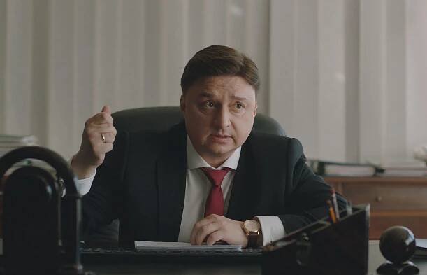 Prokljatyj činovnik - Z filmu - Maxim Lagaškin
