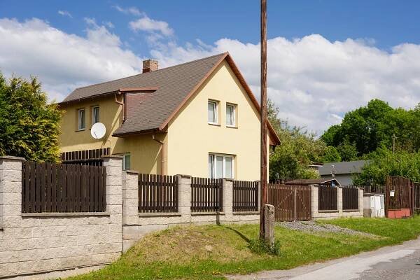 rodinný dům s podkrovím v klidné části pod zámkem, Rožďalovice, okres Nymburk | Reality.iDNES.cz 