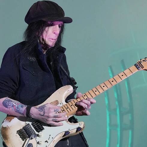Mick Mars sues Mötley Crüe, accusing band of conspiring to fire him, miming onstage