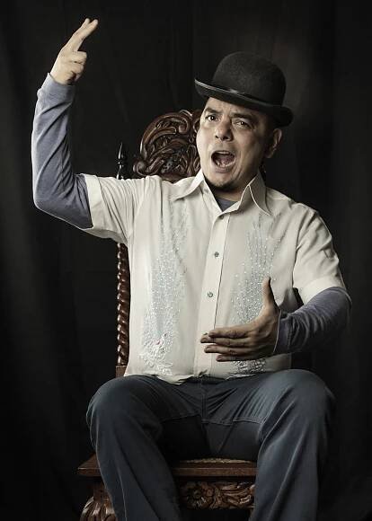 Michael Fallarme - Carlos Celdran: Livin' La Vida Imelda