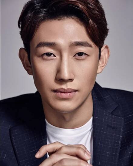 Kang Ki Young