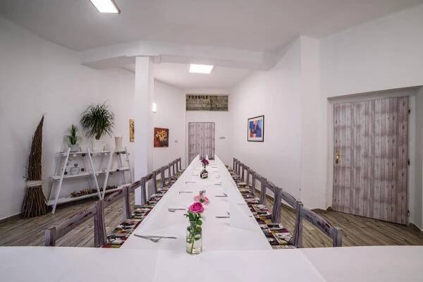 RESTAURACE 2 | HOTEL ROZVOJ, KLATOVY: UBYTOVÁNÍ KLATOVY