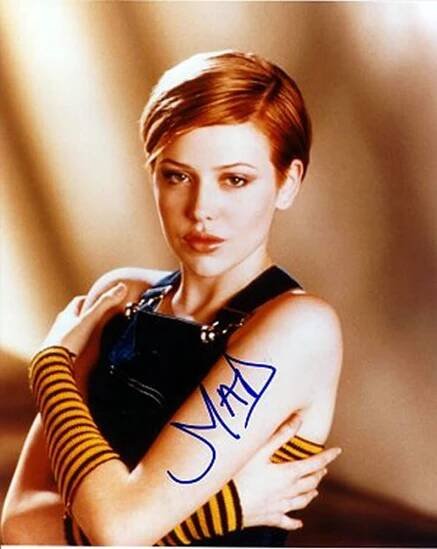 MAJANDRA DELFINO Autograph
