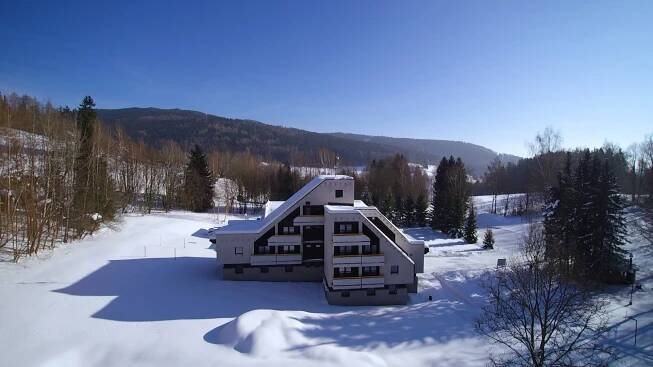 Hotel ČESKÁ FARMA - Fotografie