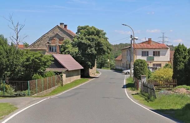 Soubor:Nečín, north-east part.jpg – Wikipedie