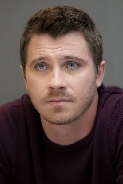 Garrett Hedlund herec