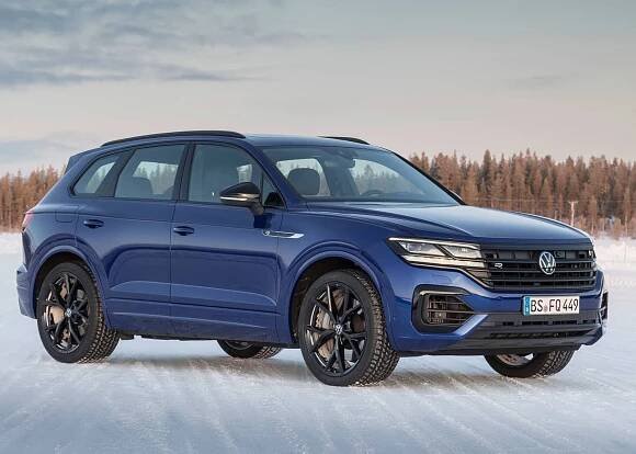Volkswagen Touareg vyměnil V8 TDI za hybrid. Stojí přes dva miliony