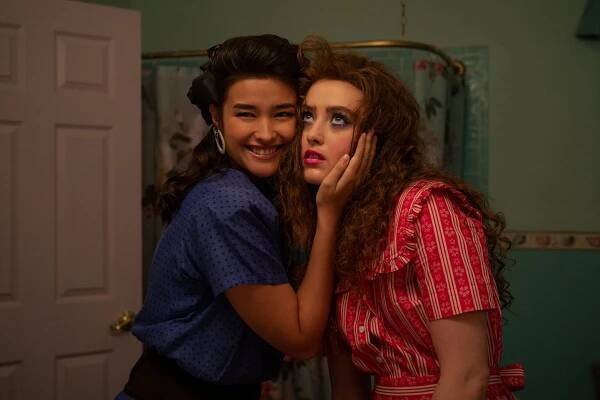 Liza Soberano, Kathryn Newton - Lisa Frankenstein - Z filmu