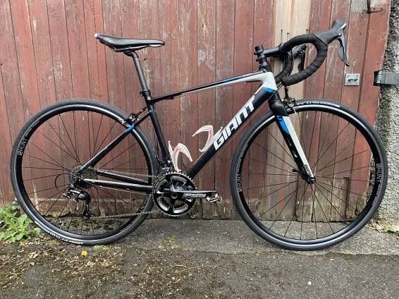 Giant road bike | andys bike clinic