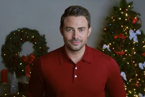 48 Facts About Jonathan Bennett