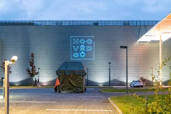 Noc vědců v Dolních Břežanech 2021 | ELI Beamlines – Dolní Břežany