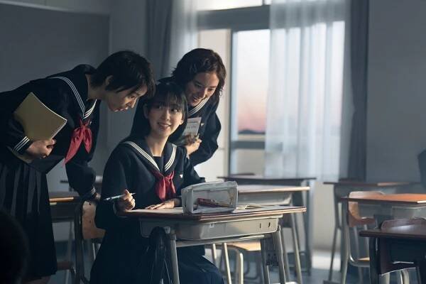 Arina Sakakibara, Miona Hori, Honoka Kanemicu - Išo, kókai. - Z filmu