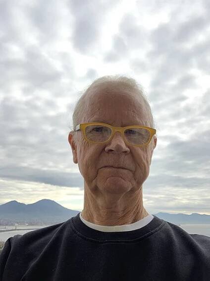 Iain Michael Chambers - Wikipedia