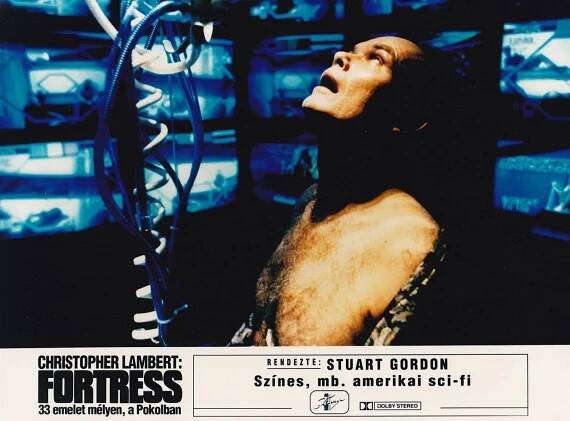 Fortress: Pevnost strachu (1992) | Filmotéka | ČSFD.cz