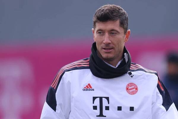 Robert Lewandowski drops Huawei as sponsor over links to Russia