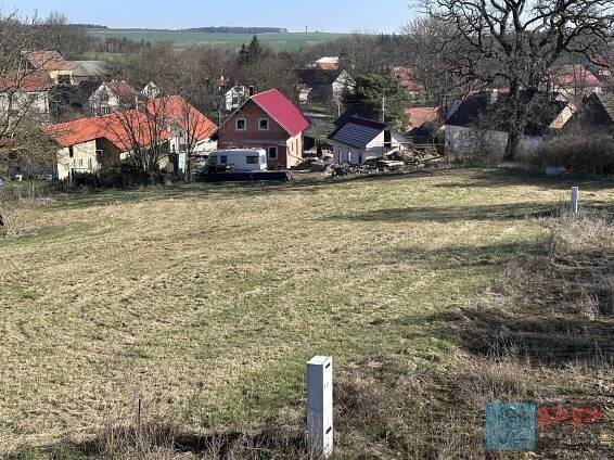 ZASÍŤOVANÝ stavební pozemek 1,035 m2, Panoší Újezd, obrázek č. 1