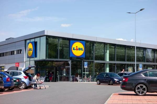 Lidl začal prodávat neskutečnou věc. Tohle mění všechno, zákazníci jsou doslova nadšení - Mix24.cz