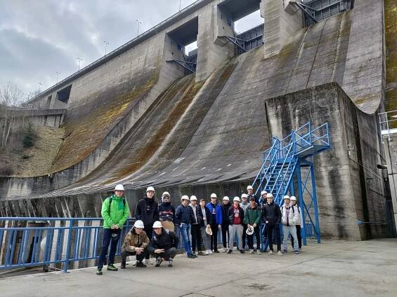 Strojaři na návštěvě vodní elektrárny Orlík | SPŠ a VOŠ Příbram