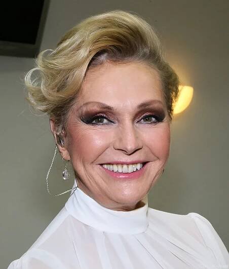 OBRAZEM: Helena Vondráčková slavila v O2 Areně ve velkém stylu