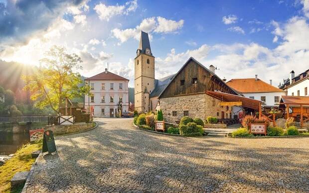 Šumava pod hradem Rožmberk: Hotel U Martina *** s privátním wellness se sektem, drinkem a slavnostní večeří - 24travel.cz