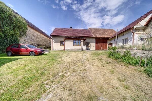 Prodej domu 2.032 m², pozemek 5.365 m², Nezdřev, Nezdřev, Plzeňský kraj