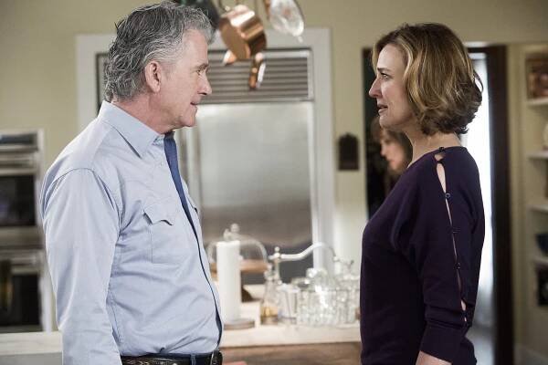 Dallas - Where There's Smoke - Z filmu - Patrick Duffy, Brenda Strong