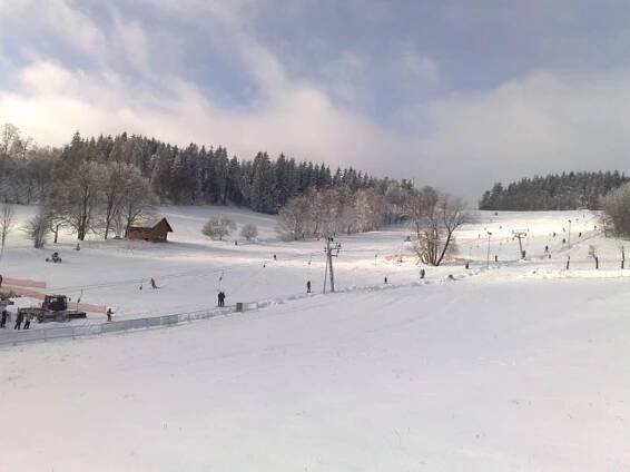 Ski areál Olešnice - informace a mapa