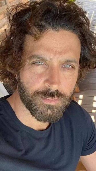 Hrithik Roshan Net Worth: Know How Rich is this Versatile Actor