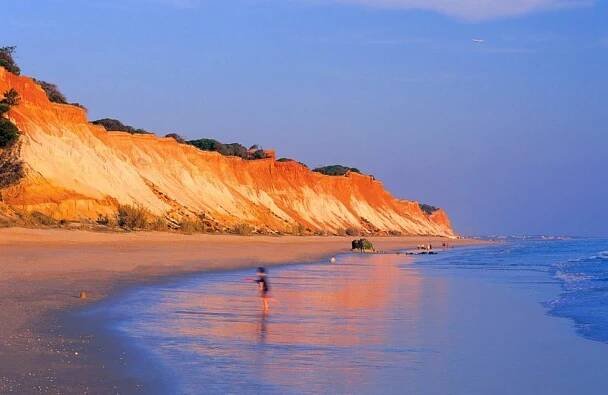 Evropu sužují rekordní vedra. Teploty ve Španělsku a Portugalsku atakují 40 °C