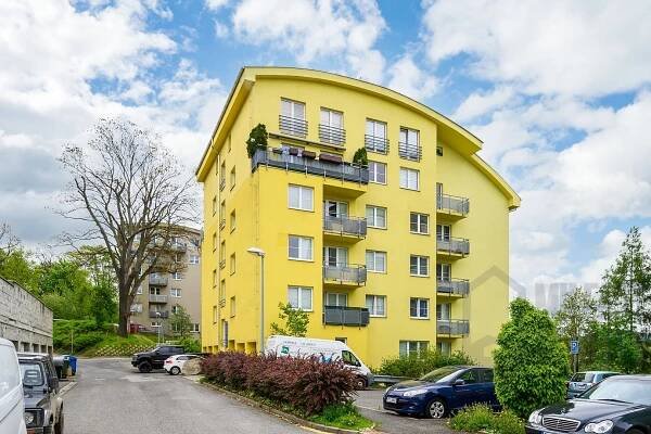 Prodej bytu 2+kk+balkon + parkovací stání, Nádvorní, Liberec