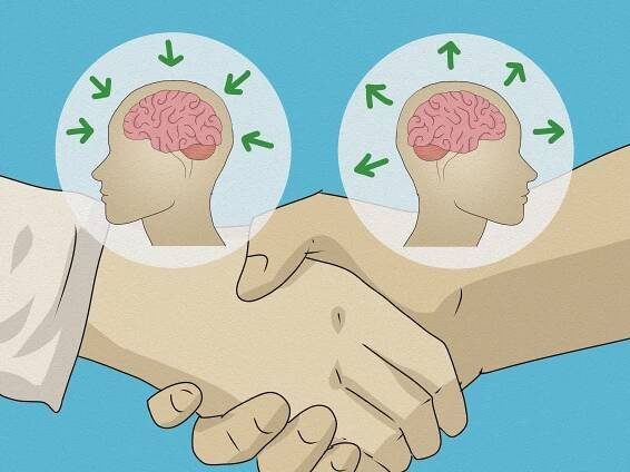 How to Go from Introvert to Extrovert (with Pictures)