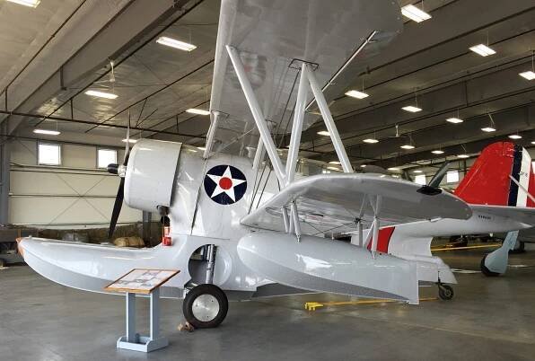GRUMMAN J2F DUCK WALKAROUND – Modelářovo.cz